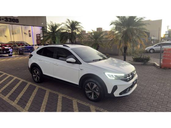 VOLKSWAGEN NIVUS 1.0 200 TSI TOTAL FLEX COMFORTLINE AUTOMÁTICO